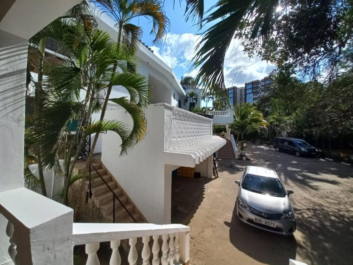 Maasai Villas Момбаса Екстериор снимка
