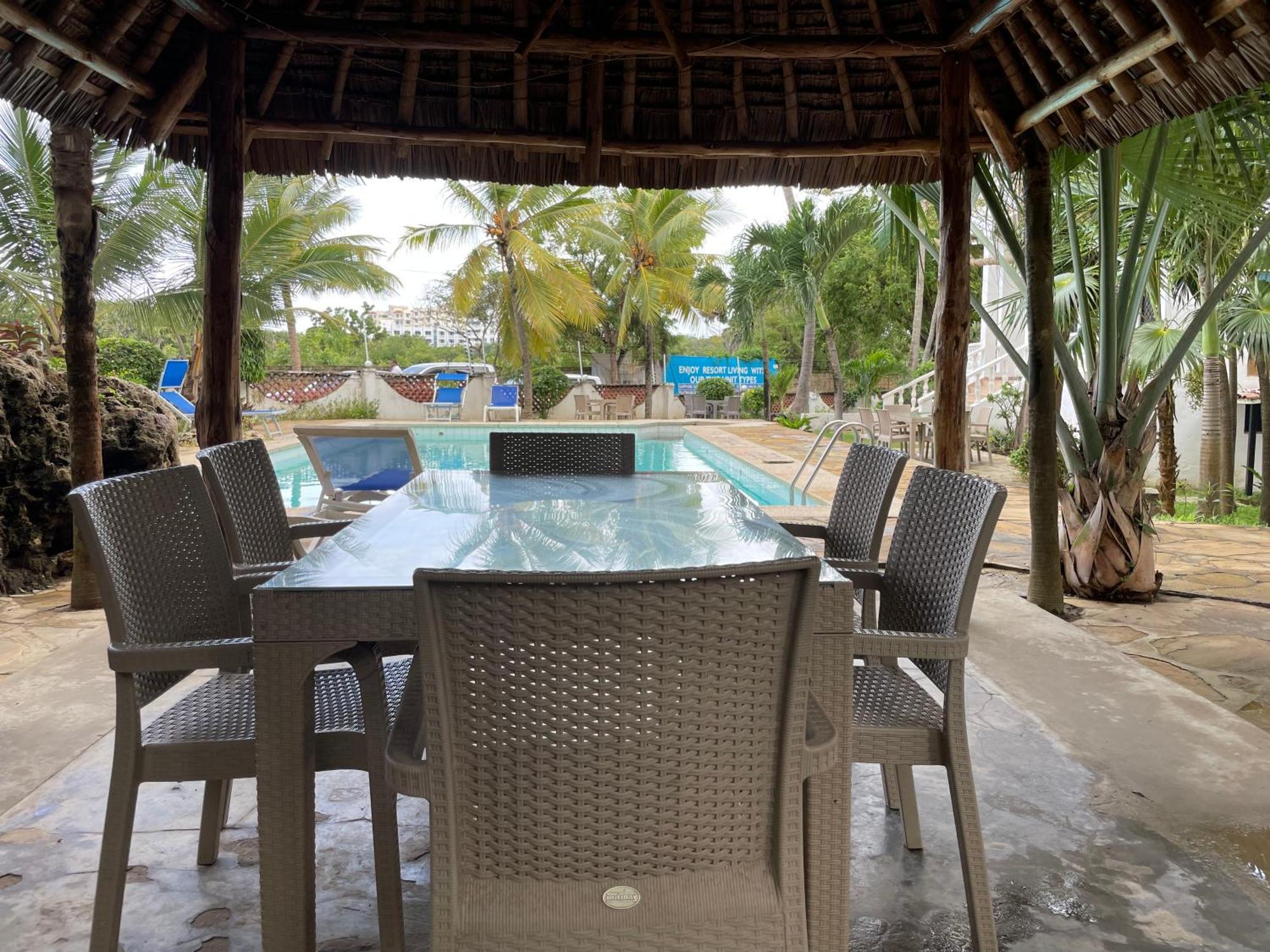 Maasai Villas Момбаса Екстериор снимка
