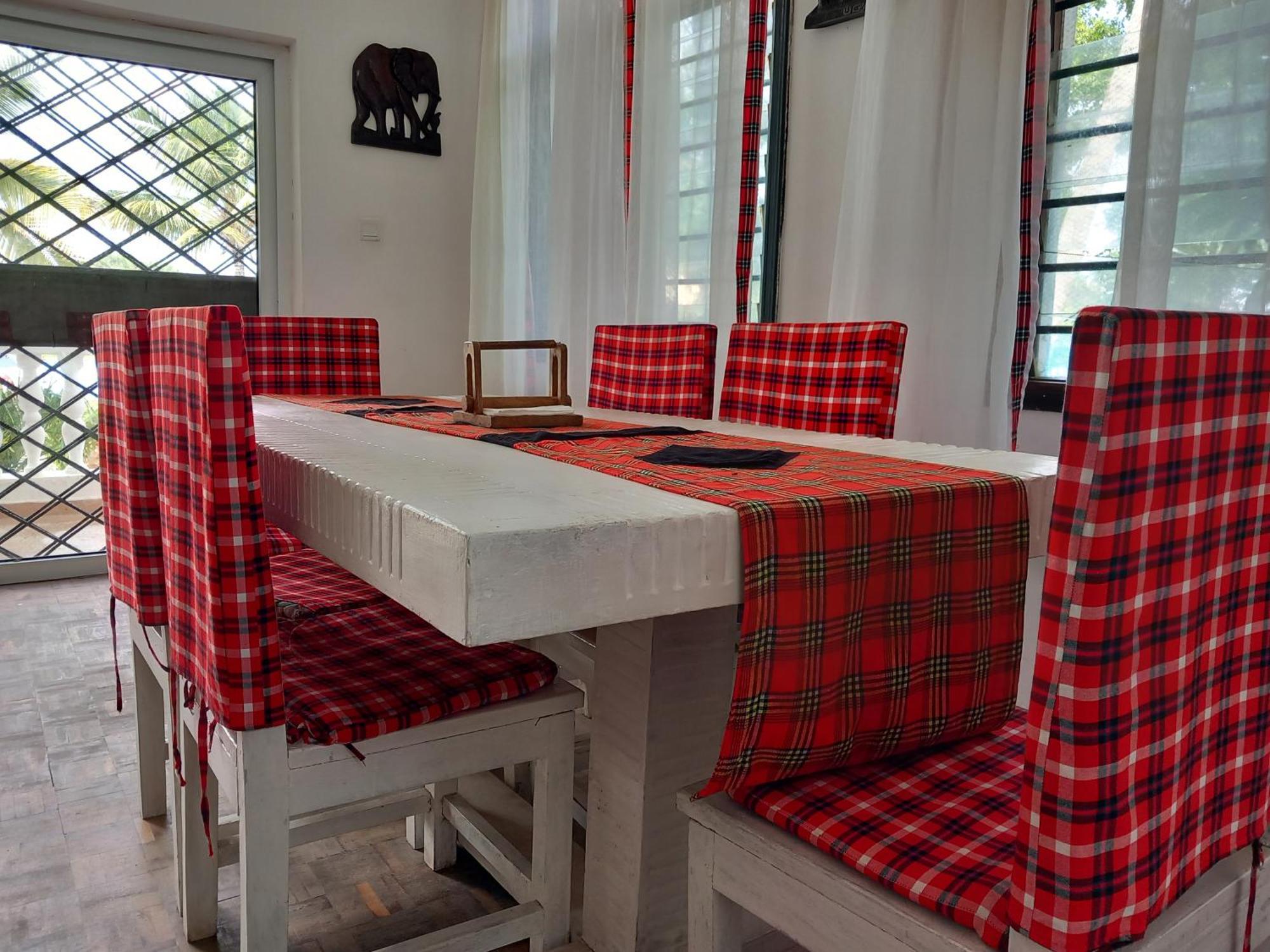 Maasai Villas Момбаса Екстериор снимка