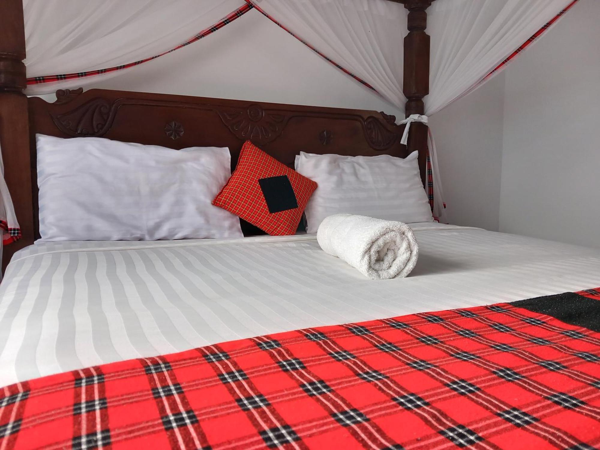 Maasai Villas Момбаса Екстериор снимка