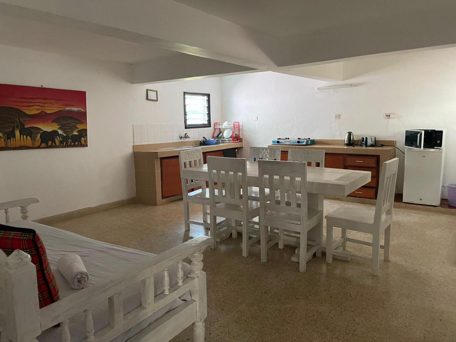Maasai Villas Момбаса Екстериор снимка