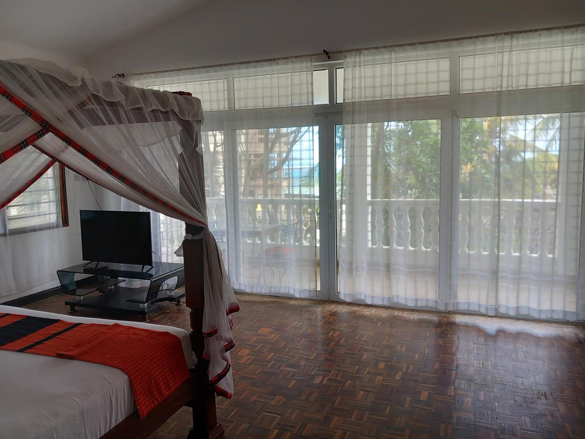 Maasai Villas Момбаса Екстериор снимка